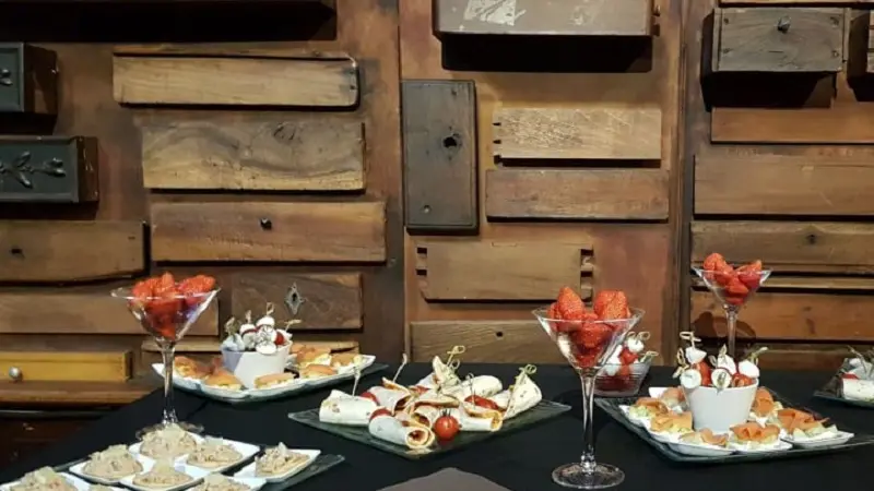 salle le thy'roir - séminaire - buffet - Ploërmel