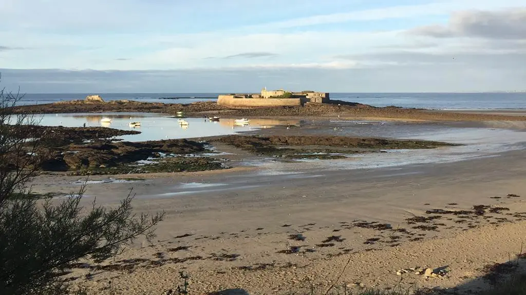 Le fort bloqué, village voisin de Guidel.