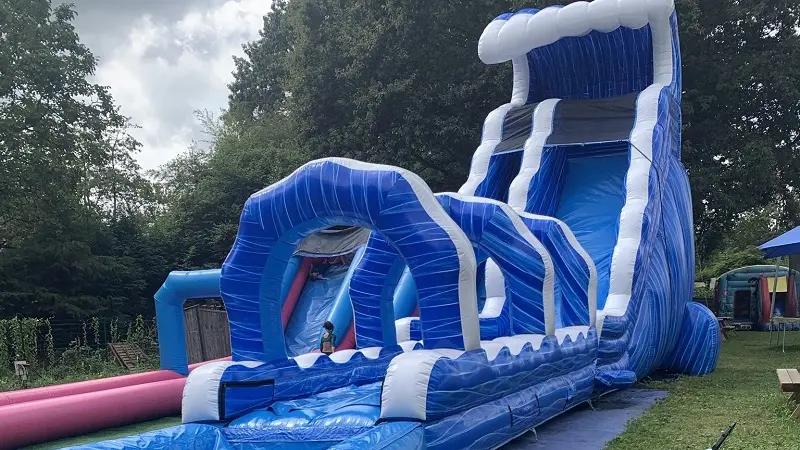 parc jeux gonflables - Taupont - Morbihan