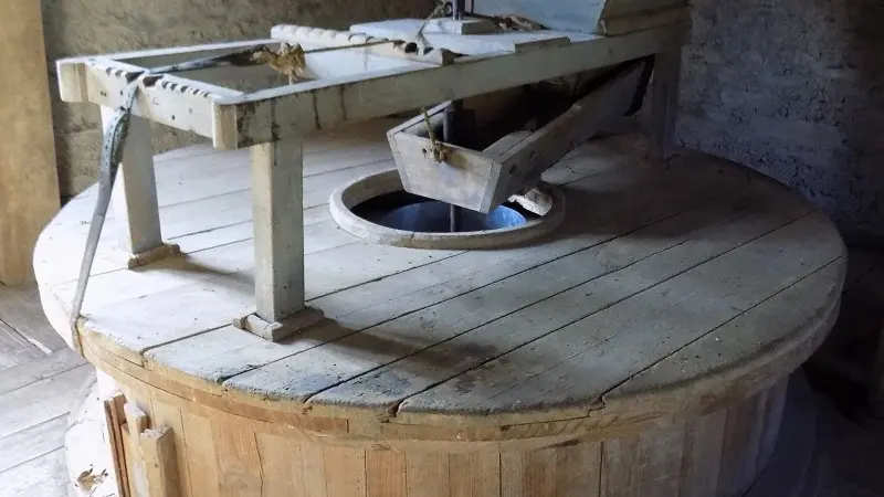 moulin_tremel_meule_journéeseuropéennes_Néant_sur_Yvel_DESTINATIONBROCELIANDE