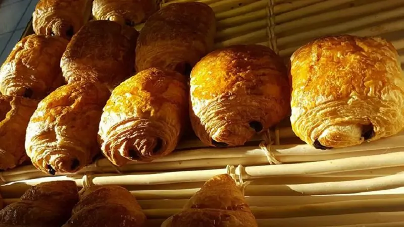 Le P'tit Bidon - pain au chocolat - Ploërmel - Morbihan