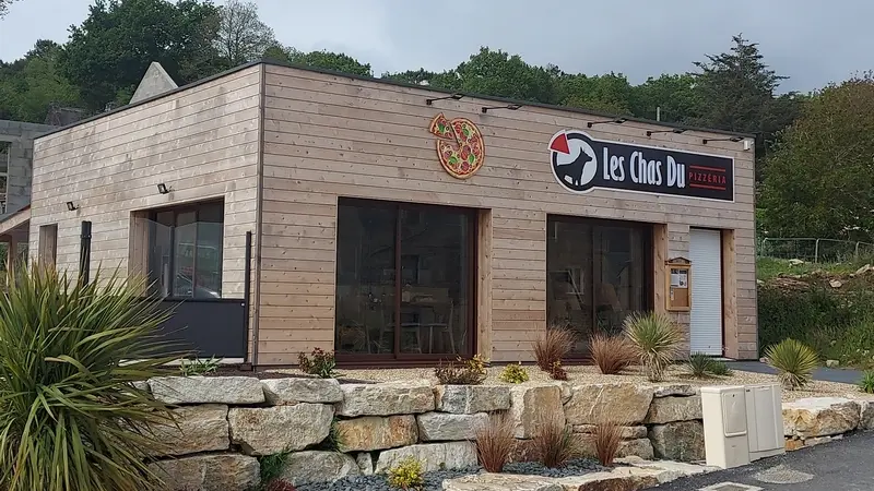 pizzeria-moustoir-ac-chas-du (1)