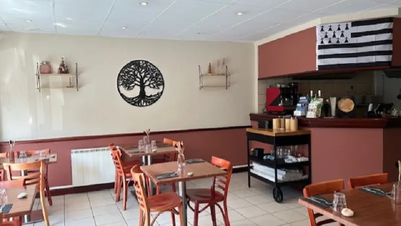 La Fromentine - salle de restauration - crêperie - Ploërmel - Morbihan