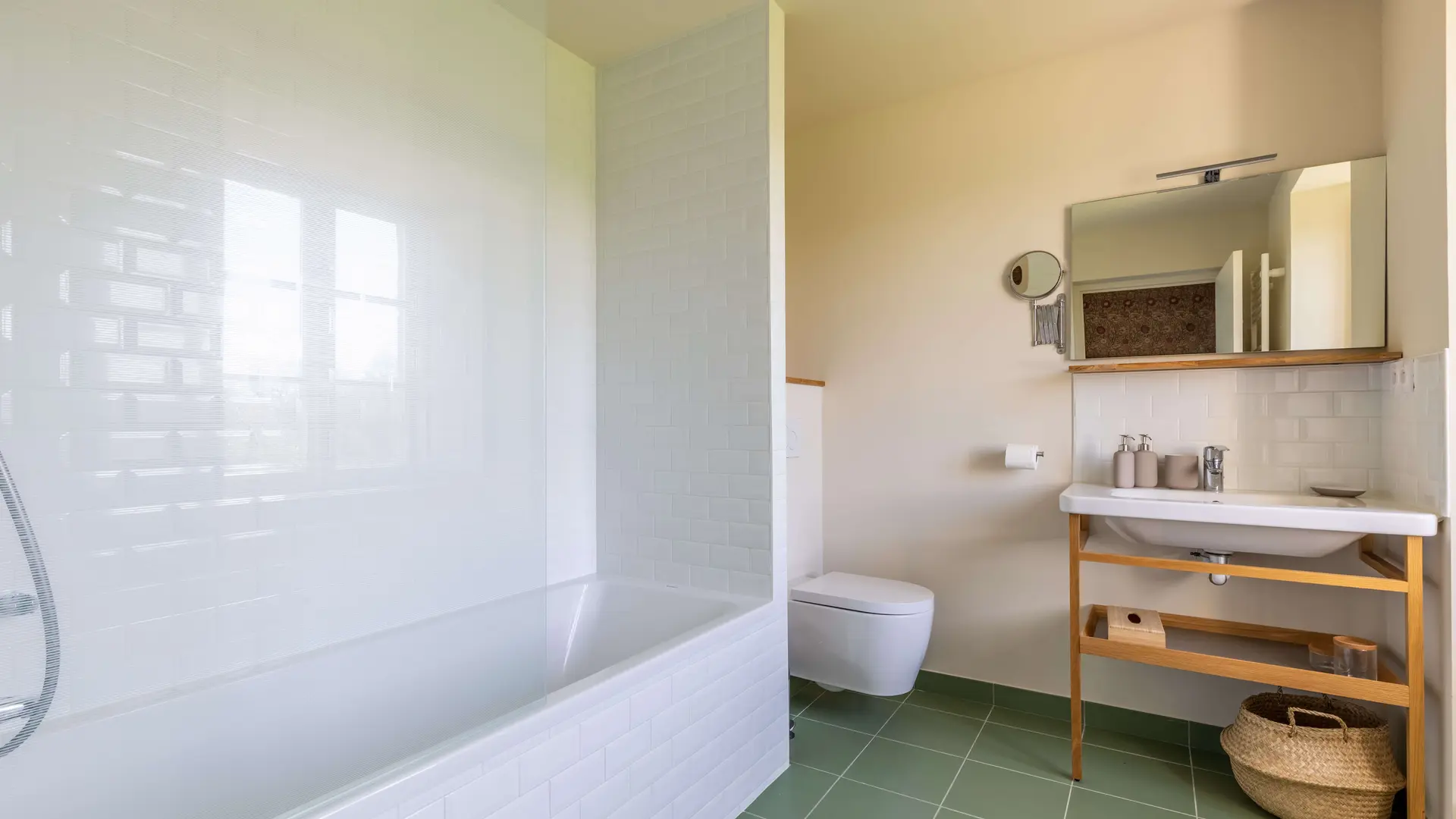 salle-de-bains-chambre-ste-barbe-manoir-du-guern-pluvigner