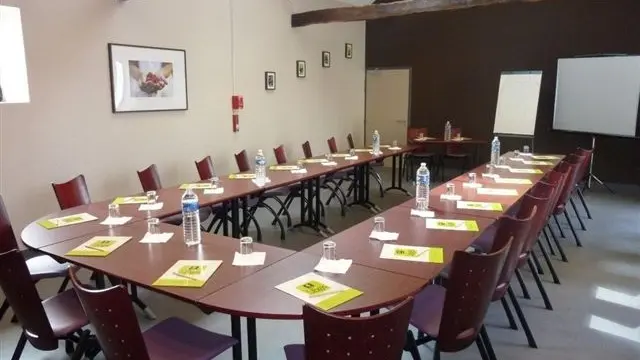 Salle de réunion - Logis Hôtel.com