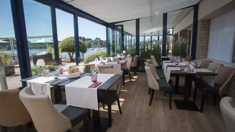 Hôtel-Restaurant Best Western Le Roof