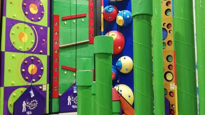 LES GRANDS CASTORS - murs escalades ludiques pistes et parcours