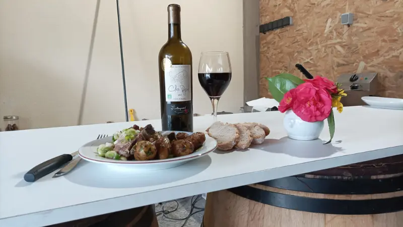 Clos Ryval - restaurant à la ferme - Cartelègue - 800x600