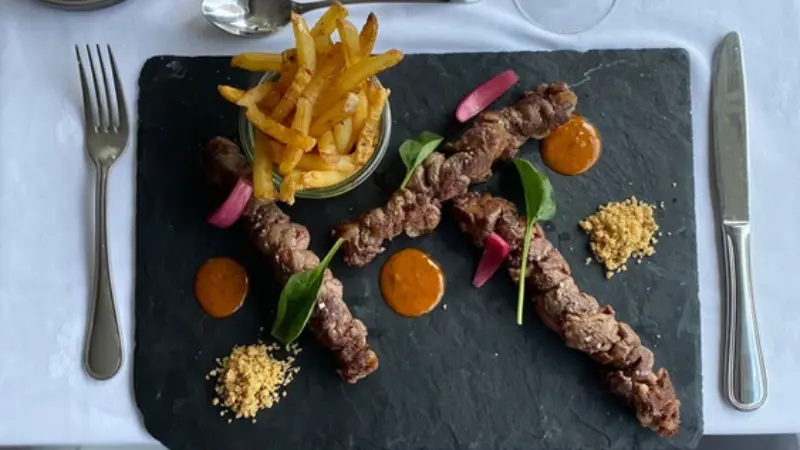 Restaurant - Les platanes - Etauliers - 800x600