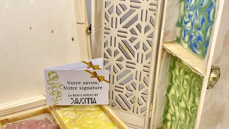 8-Savonnia-Coffret_atelier_signature-Dordogne-Bergerac