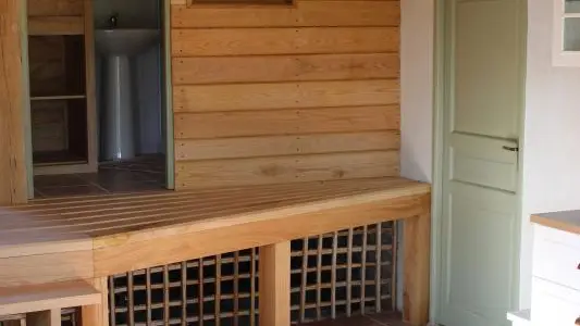 Palier . Accès salle de bain . Accès buanderie ._10