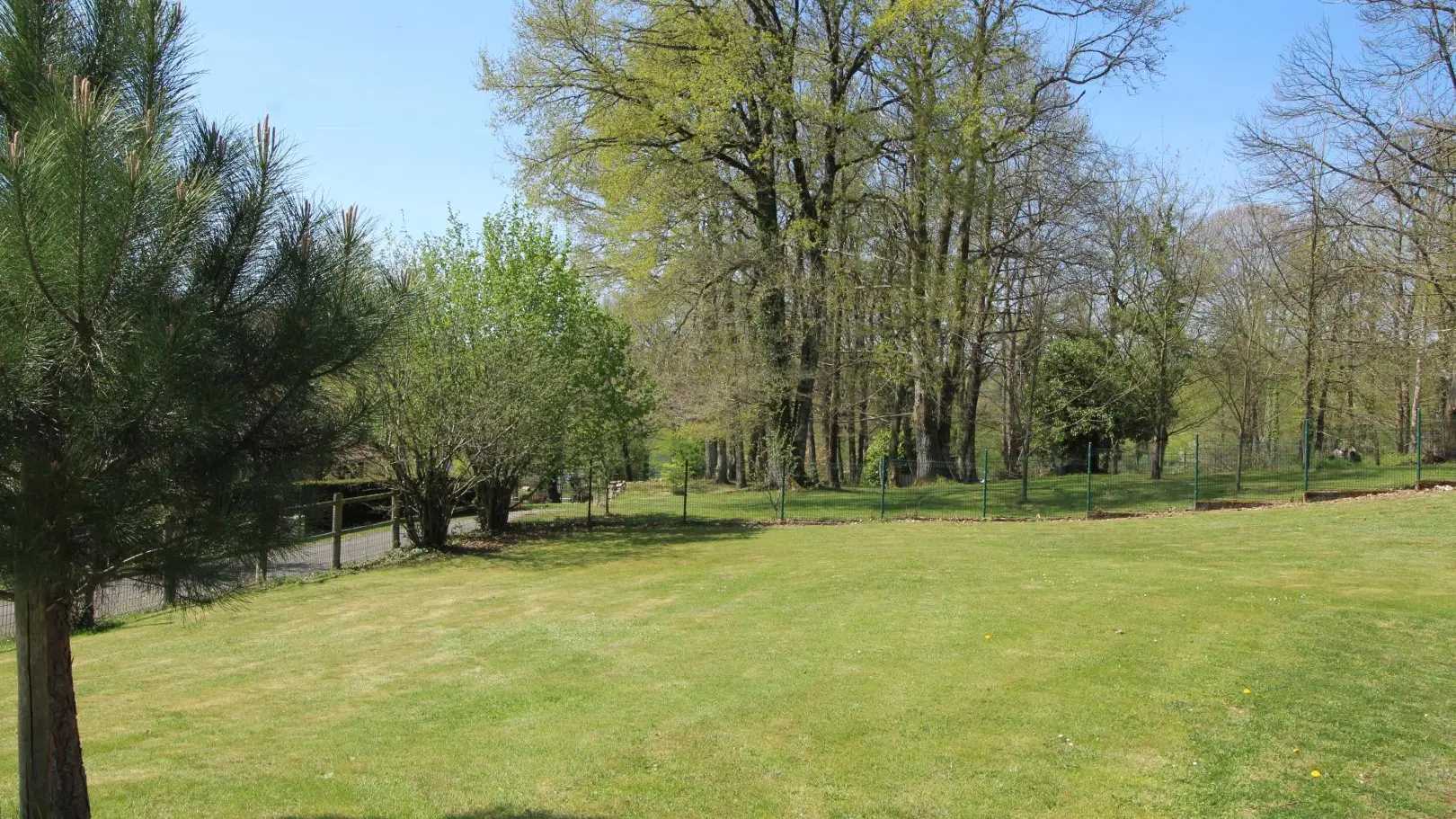 Gite Les Brutines à Ambazac en Haute-Vienne (Limousin)_2