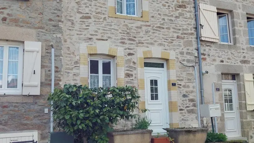 FACADE_2
