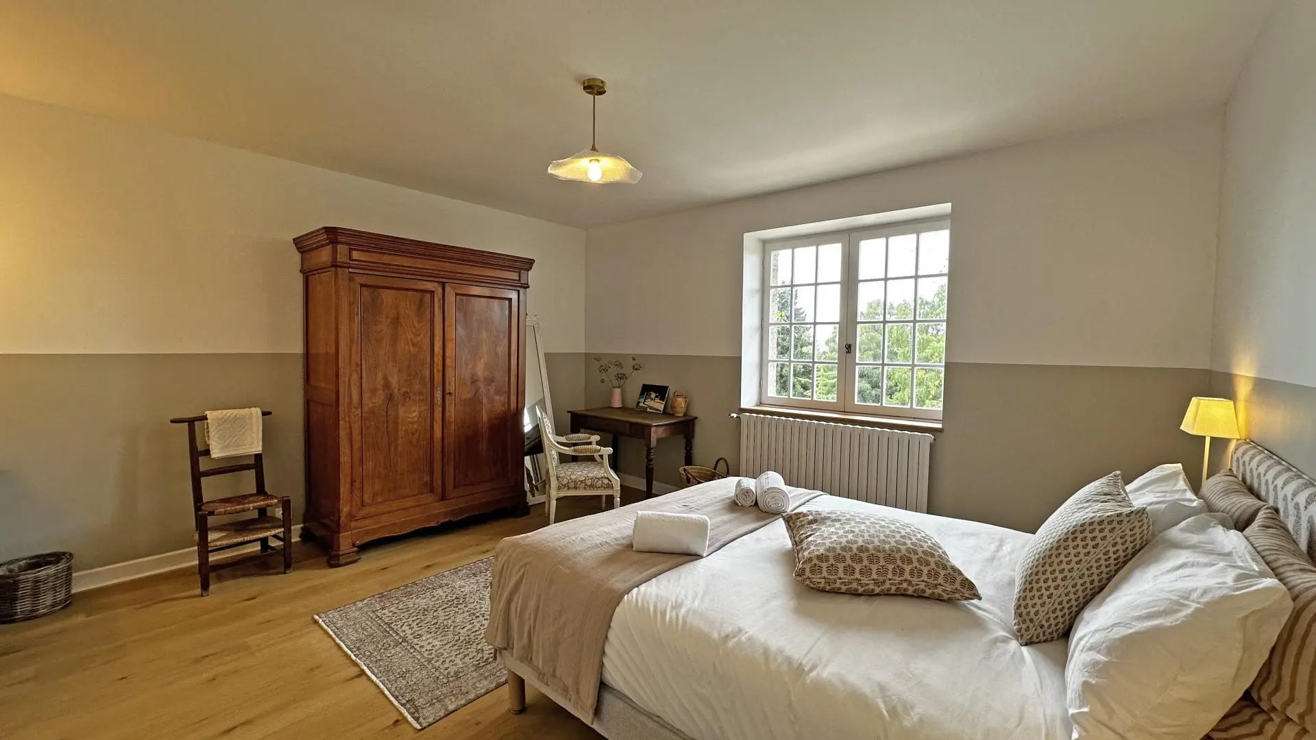 Les Granges du Tais à Ambazac en Haute-Vienne (Nouvelle Aquitaine) - chambre 2_36