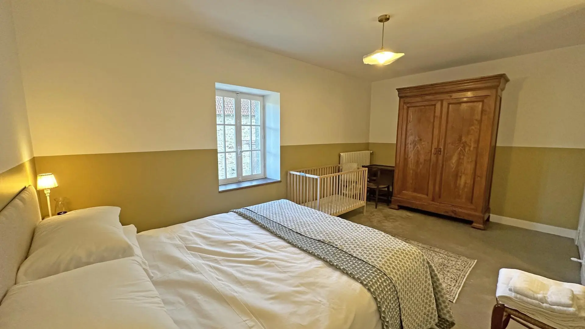 Les Granges du Tais à Ambazac en Haute-Vienne (Nouvelle Aquitaine) - chambre 4_82
