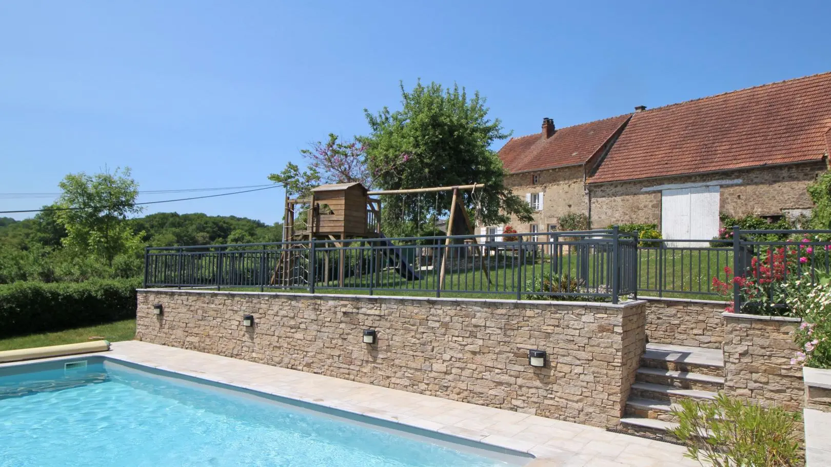 Gite Lavaud à Folles en Haute-Vienne (Nouvelle Aquitaine) - piscine_31