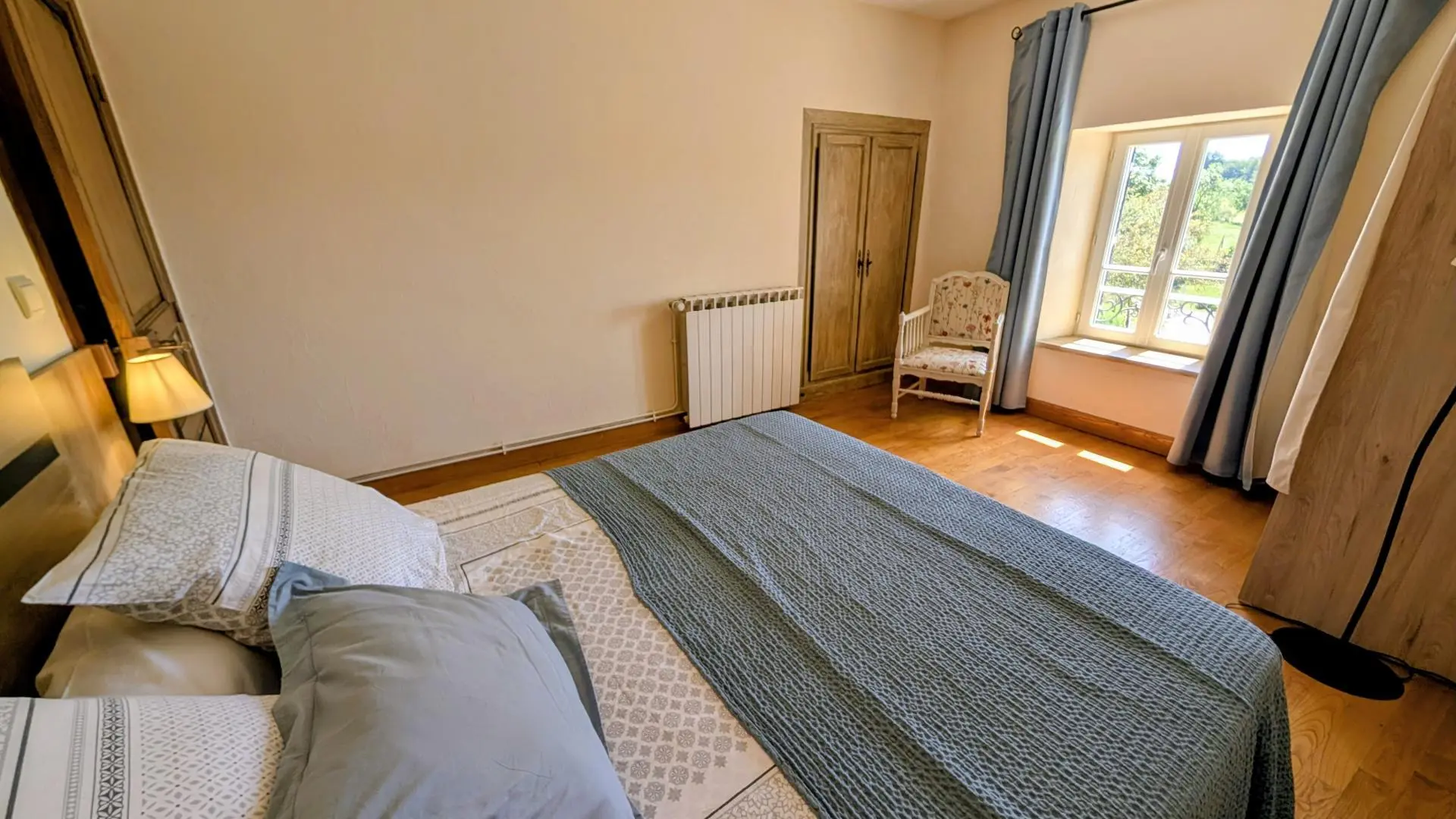 Gite Lavaud à Folles en Haute-Vienne (Nouvelle Aquitaine) - chambre lit 160_25