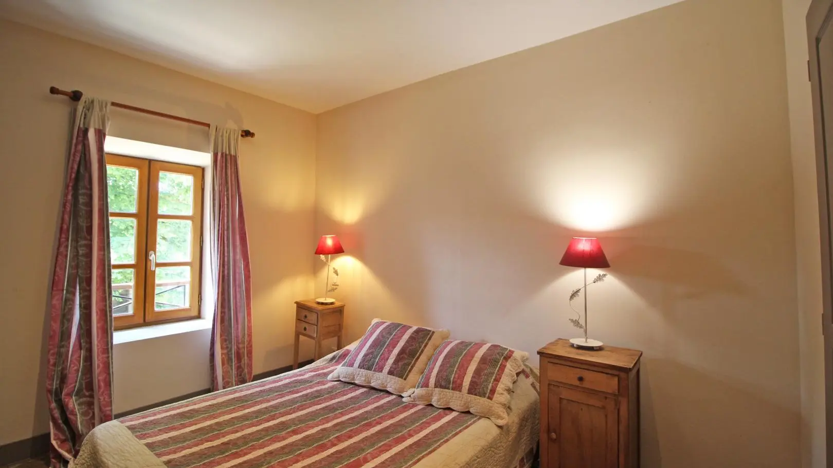 Gite Chabanne à Saint Sylvestre en Haute-Vienne (Nouvelle Aquitaine) - chambre à l'étage_40