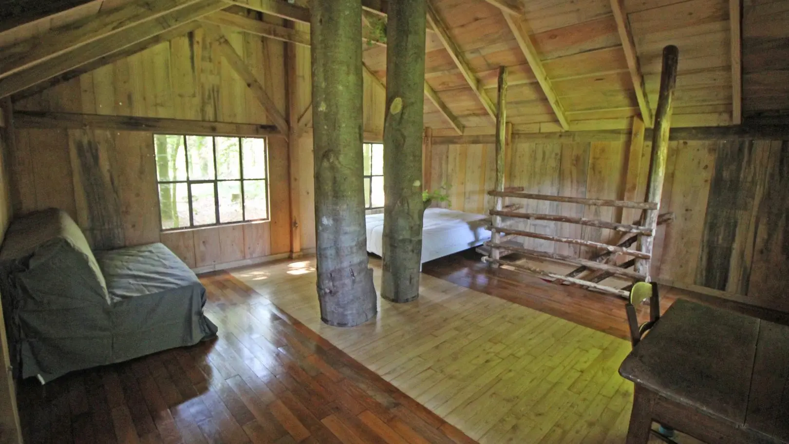 Cabane du Vieux Huraud à Saint Sylvestre en Haute-Vienne (Nouvelle Aquitaine) - grande cabane_11