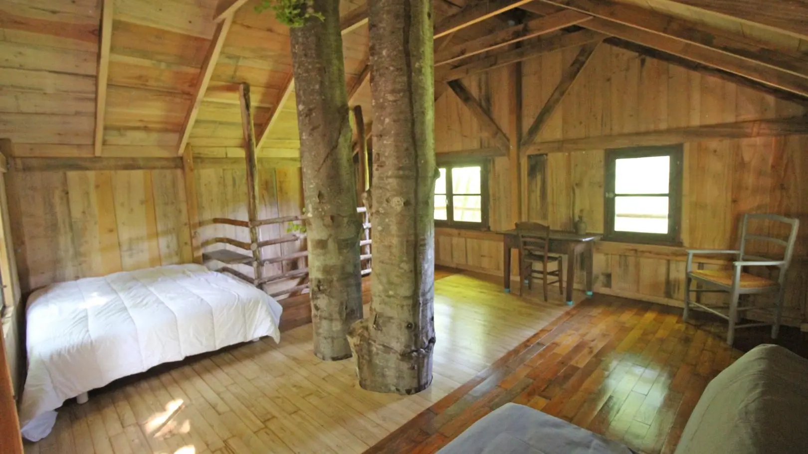 Cabane du Vieux Huraud à Saint Sylvestre en Haute-Vienne (Nouvelle Aquitaine) - grande cabane_13