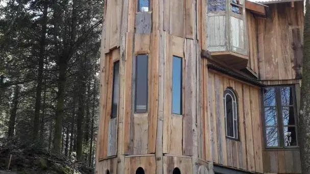 Cabane du Vieux Huraud à Saint Sylvestre en Haute-Vienne (Nouvelle Aquitaine) - grande cabane- tour_22