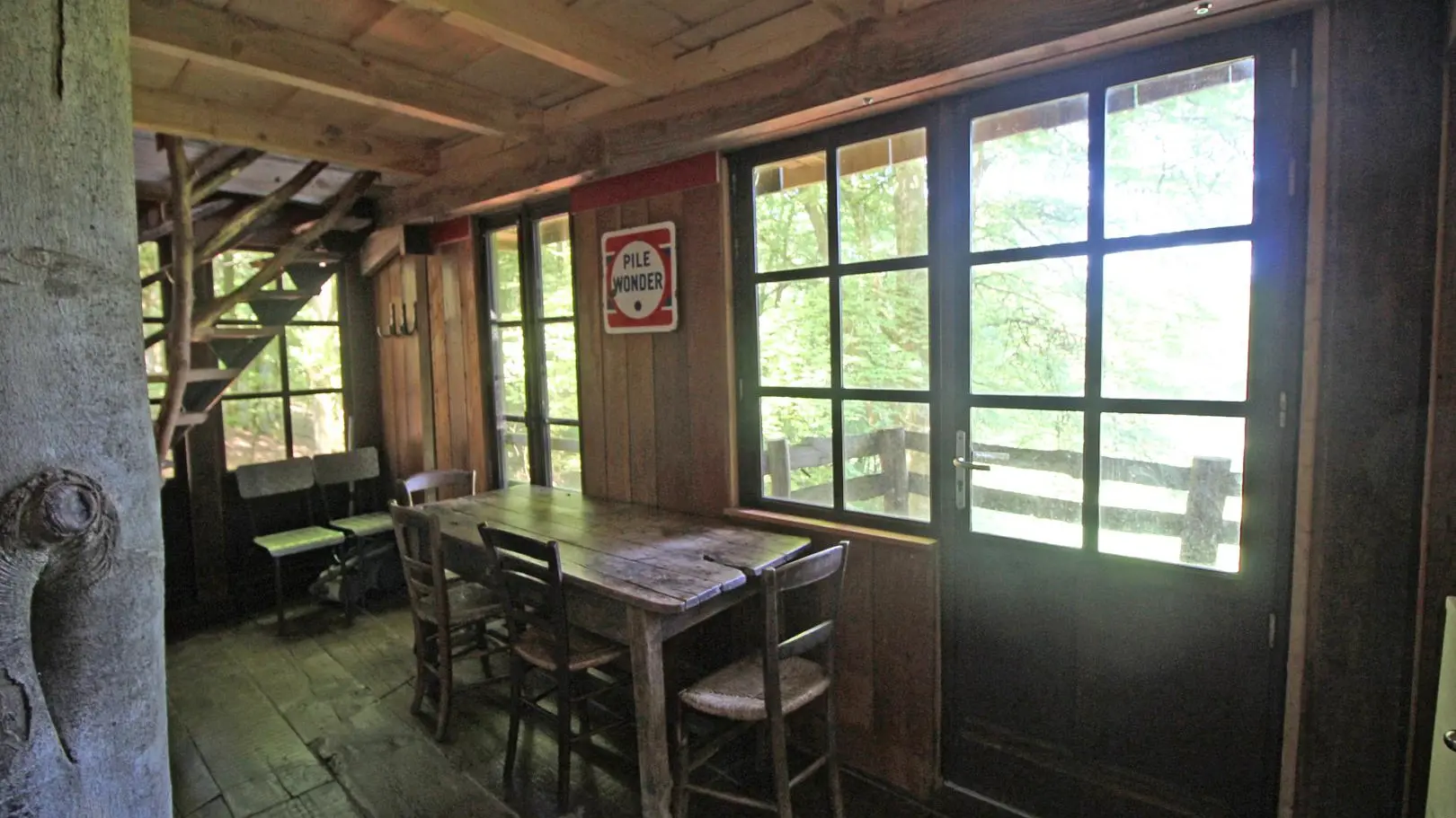 Cabane du Vieux Huraud à Saint Sylvestre en Haute-Vienne (Nouvelle Aquitaine) - grande cabane_10