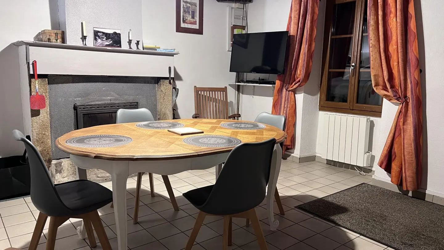 Gite Chateaucourt à Beaumont Du Lac en Haute-Vienne (Limousin en Nouvelle Aquitaine)_4