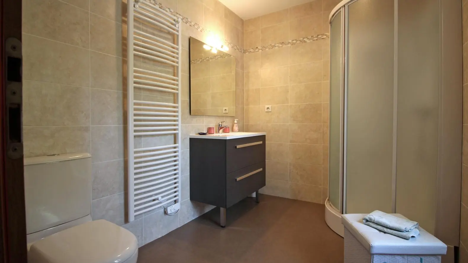 Gite La Petite Ecosse à Chateauneuf La Foret en Haute-Vienne (Limousin en Nouvelle Aquitaine)_19