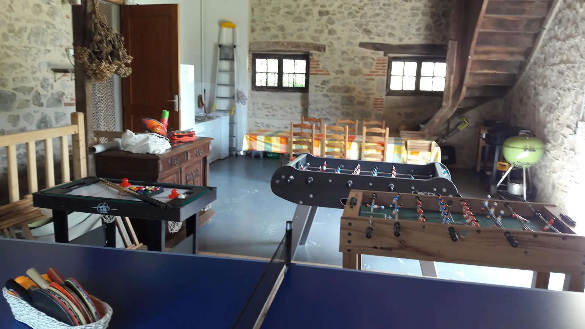 Gite Brenac Jeune à Eymoutiers en Haute-Vienne (Nouvelle Aquitaine) - salle de jeux_36