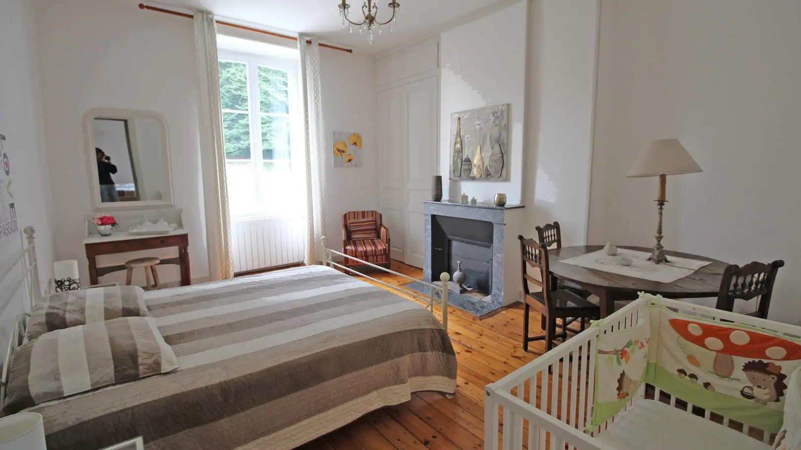 Gite Brenac Jeune à Eymoutiers en Haute-Vienne (Nouvelle Aquitaine) - chambre 1er étage Le Chevreuil_26