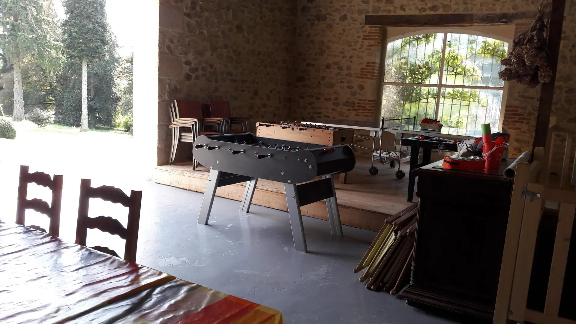 Gite Brenac Jeune à Eymoutiers en Haute-Vienne (Nouvelle Aquitaine) - salle de jeux_37