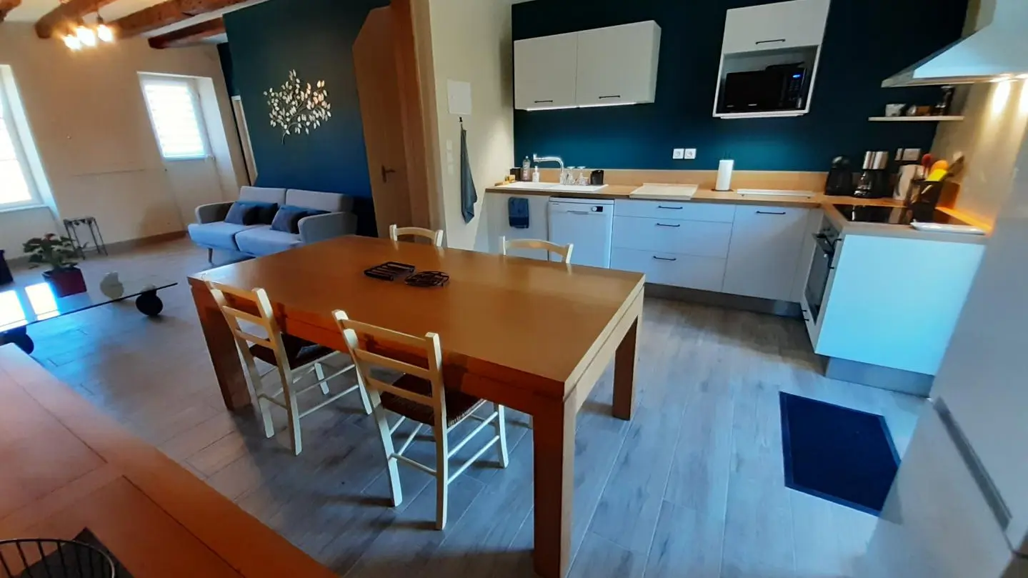 Le gîte à la campagne à Chassagnas sur la commune de La Croisille Sur Briance en Haute-Vienne - cuisine repas_9