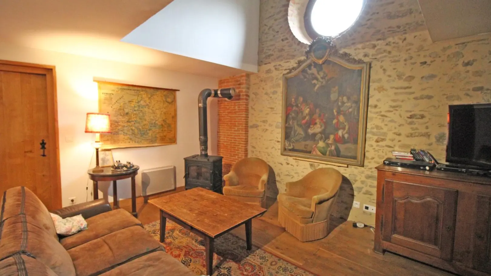 Gite Le Puy Jobert à La Geneytouse  en Haute-Vienne (Nouvelle Aquitaine) - salon 1er étage_10