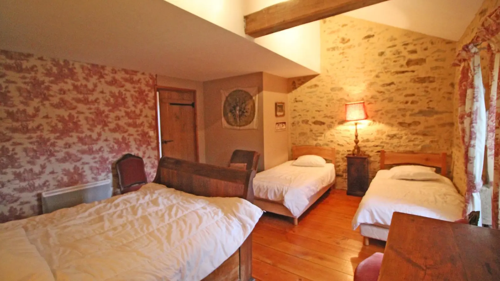 Gite Le Puy Jobert à La Geneytouse  en Haute-Vienne (Nouvelle Aquitaine) - chbre 2_15