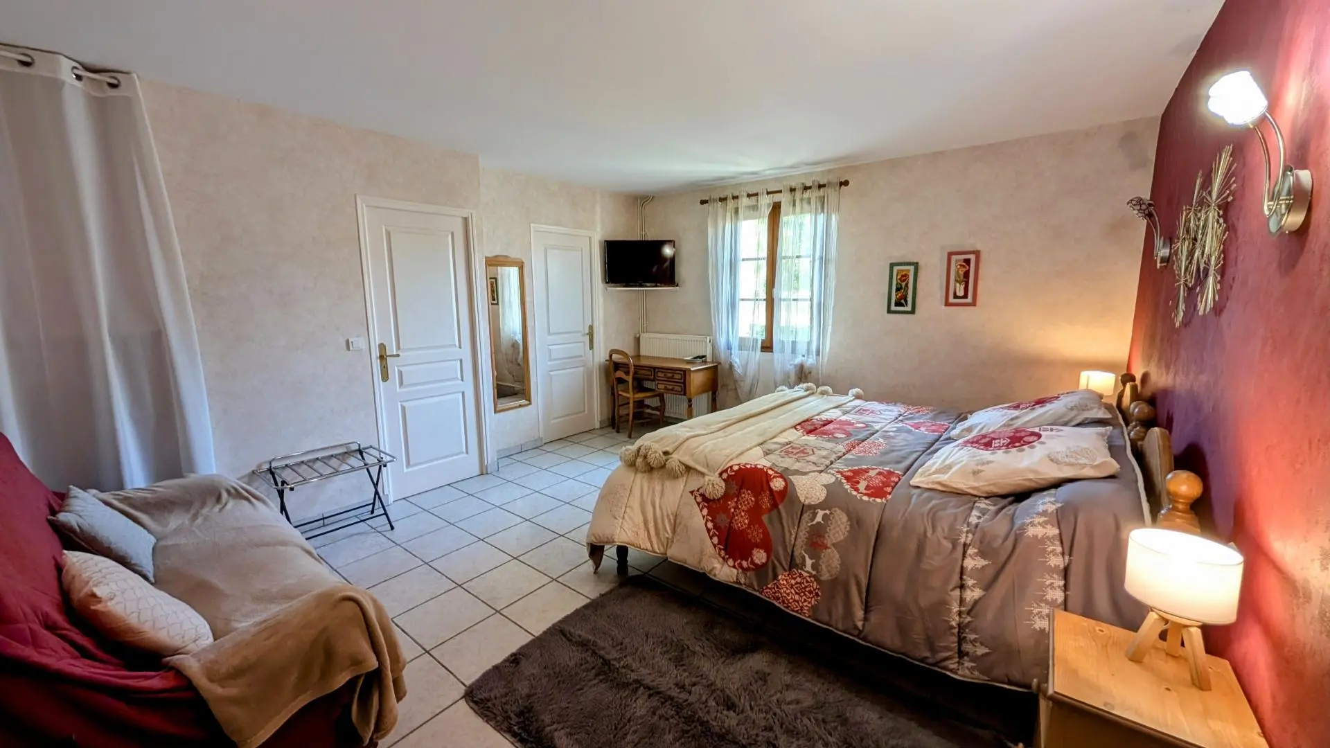 Gite Rosalie à Masleon en Haute-Vienne - chambre en rez de chaussée _11