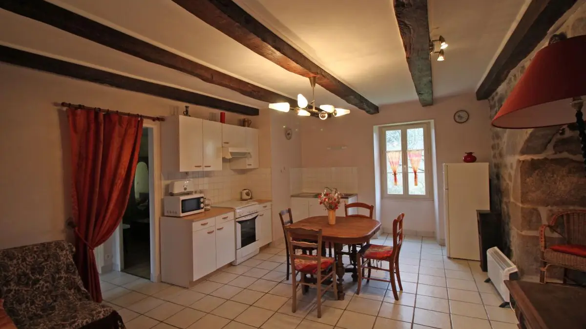 Gite La Bachellerie à Nedde  en Haute-Vienne (Limousin en Nouvelle Aquitaine)_3