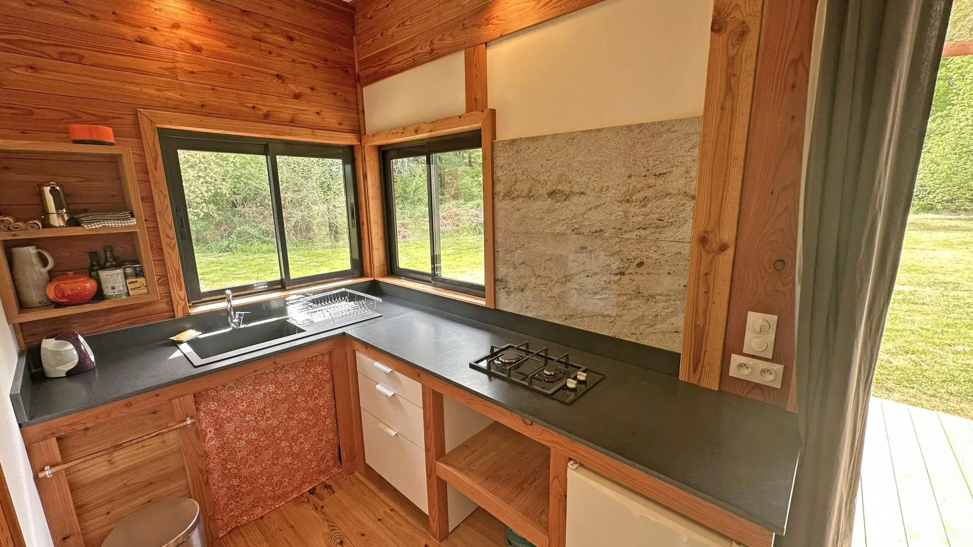 La cabane de la mésange à Peyrat le Château en Haute-Vienne (Nouvelle Aquitaine)_9
