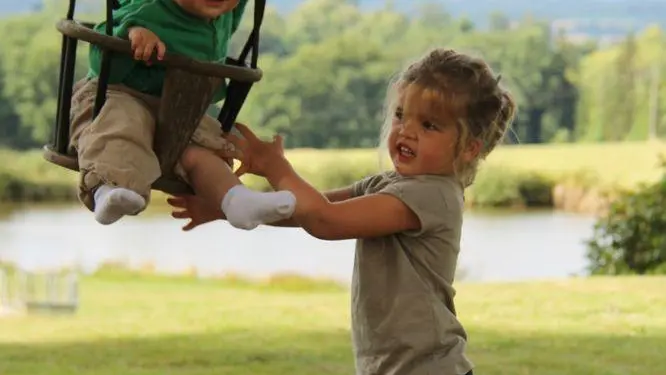 Balançoire Gîte du Masbareau Royères Haute-Vienne limousin Nouvelle Aquitaine_32