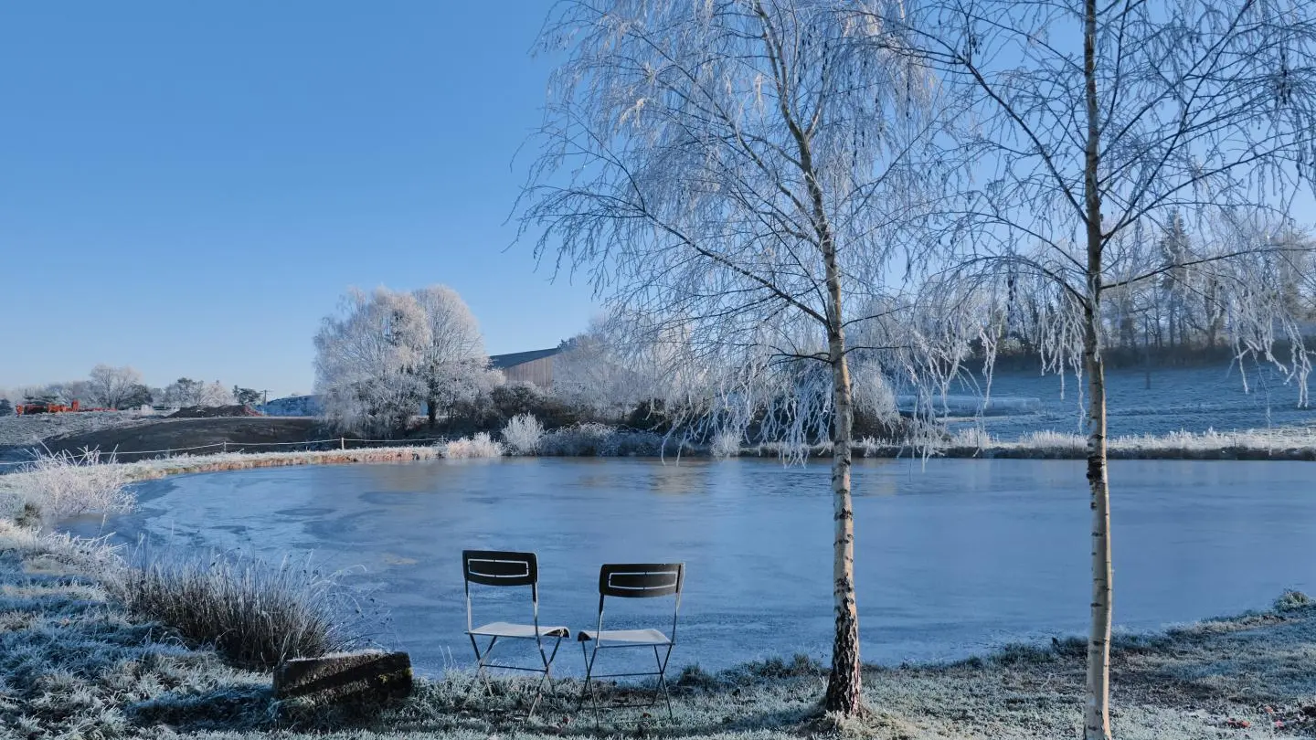 Le bel étang en plein Hivers au Masbareau à Royères, Haute-Vienne,Limousin,Nouvelle aquitaine_23