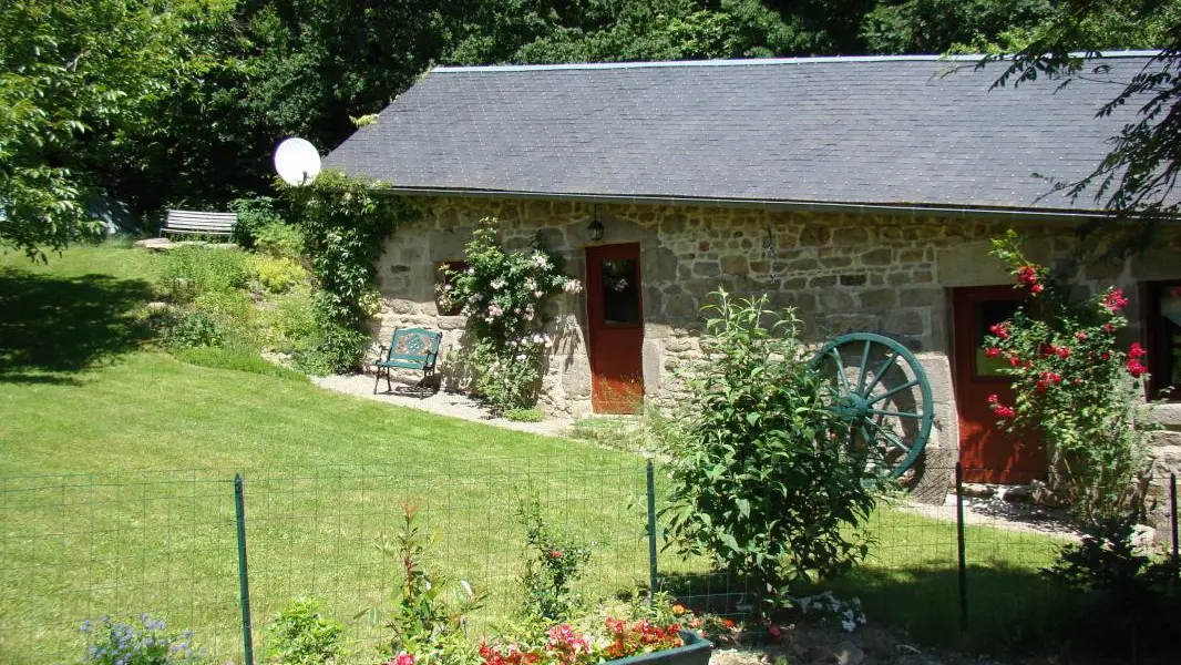 Gite les hiboux à Saint Julien Le Petit  en Haute-Vienne (Limousin en Nouvelle Aquitaine)_13