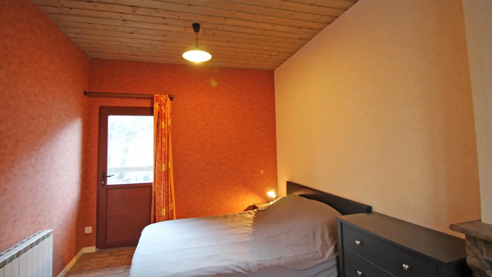 Le gîte de la rapiette à Saint Léonard de Noblat en Haute-Vienne (Limousin) - chambre 1_9