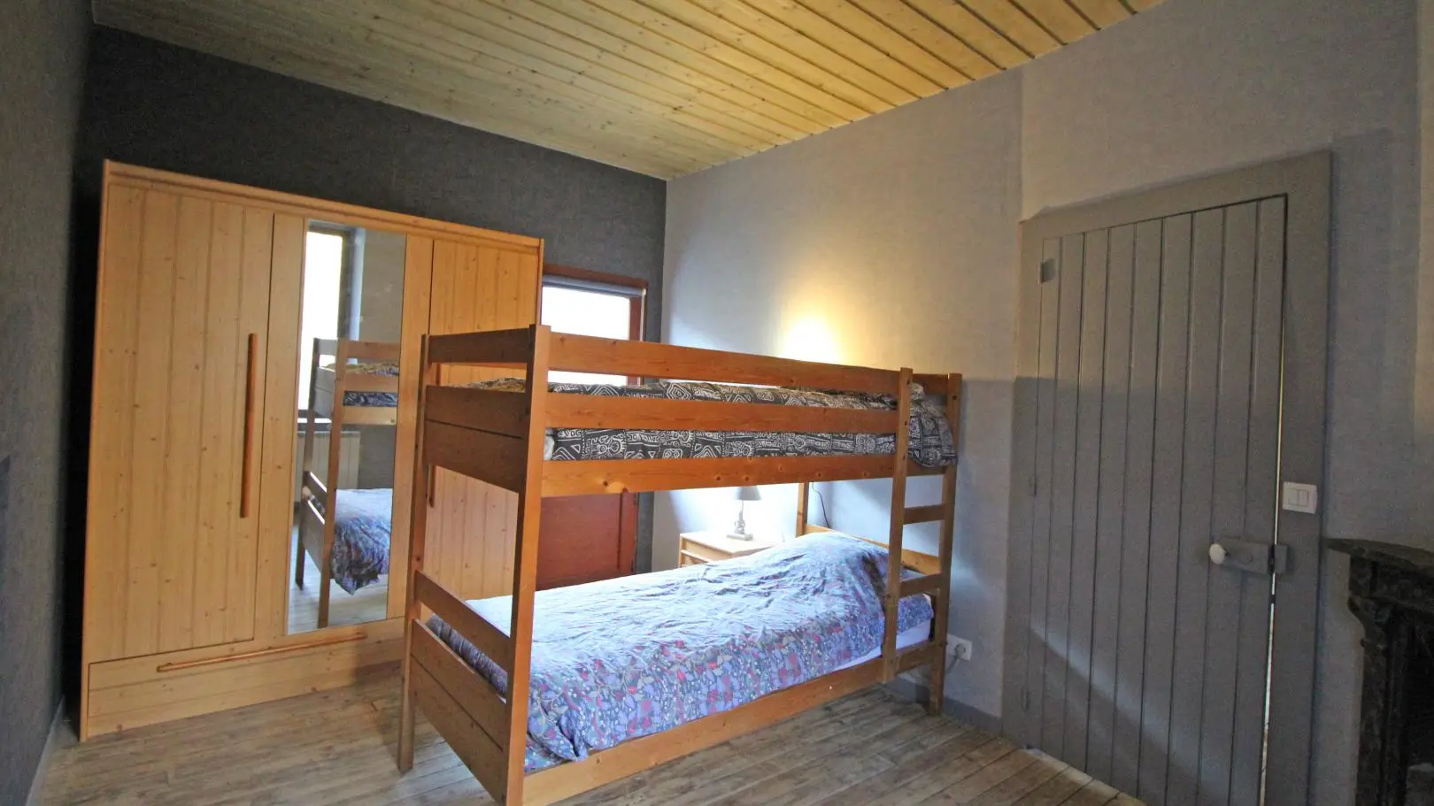 Le gîte de la rapiette à Saint Léonard de Noblat en Haute-Vienne (Limousin) - chambre 3_12