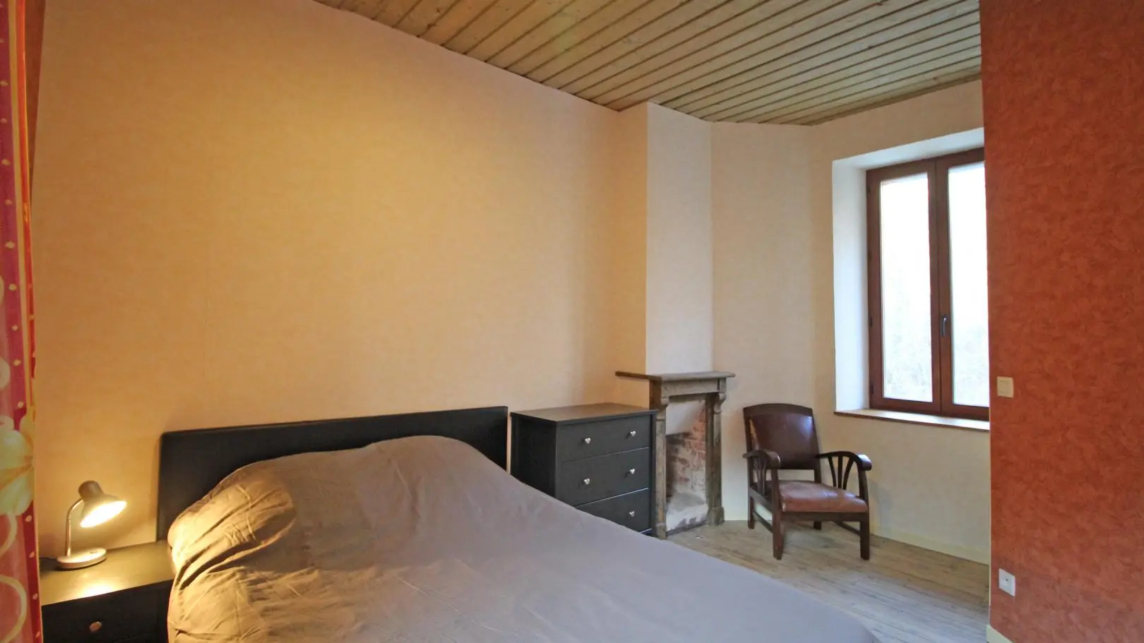 Le gîte de la rapiette à Saint Léonard de Noblat en Haute-Vienne (Limousin) - chambre 1_8