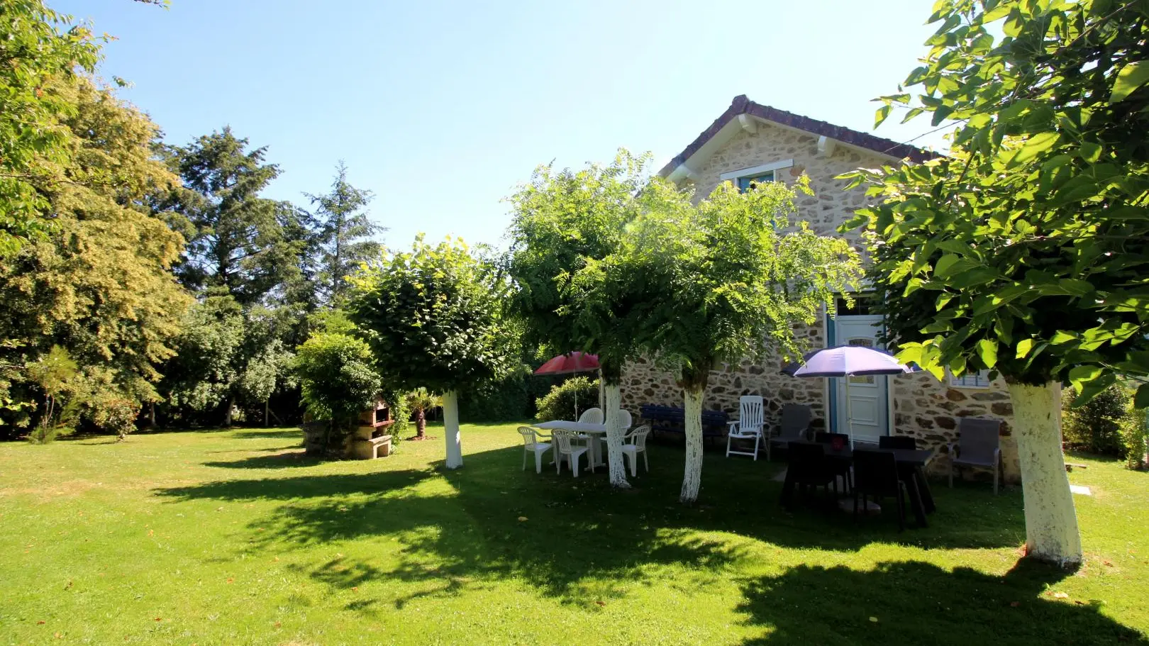 Gite Villa Bel Air à Saint Léonard De Noblat  en Haute-Vienne (Limousin en Nouvelle Aquitaine)_2