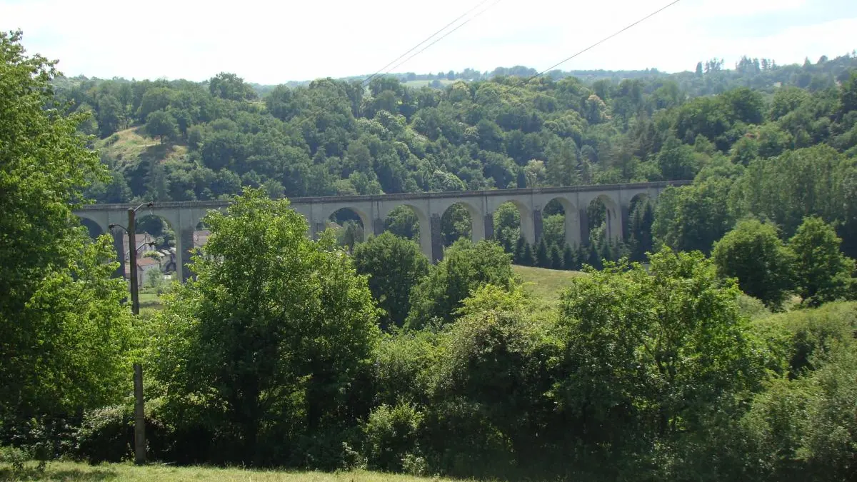 Gite Sous Les Serves à Saint Leonard De Noblat  en Haute-Vienne (Limousin en Nouvelle Aquitaine)_19