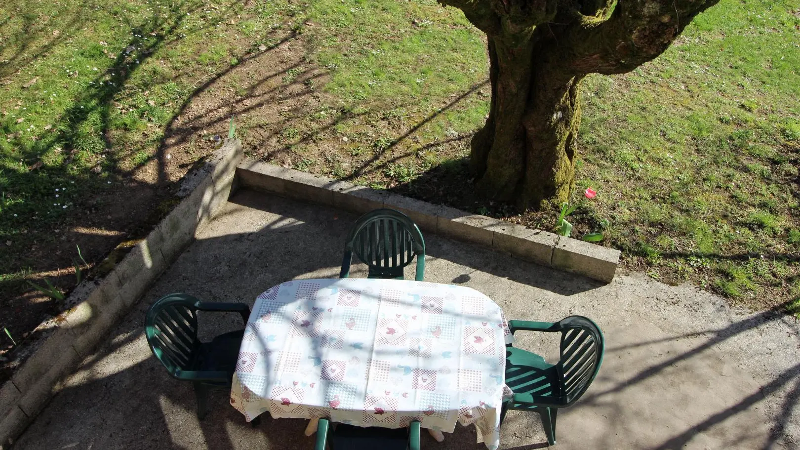 Gite Sous Les Serves à Saint Leonard De Noblat  en Haute-Vienne (Limousin en Nouvelle Aquitaine)_16