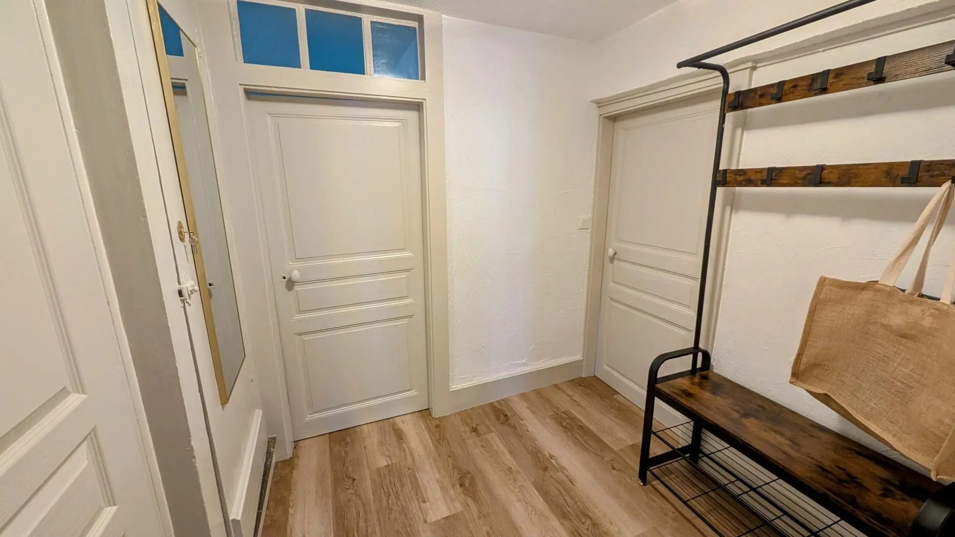 l'appartement de Saint Léo situé sur la commune de Saint Leonard de Noblat en Haute-Vienne - entrée_13