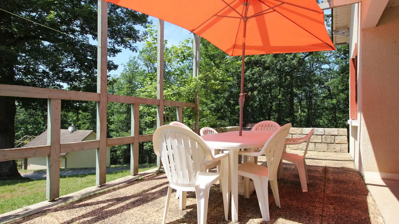 Gite Le Lac à Bujaleuf en Haute-Vienne (Limousin en Nouvelle Aquitaine)_13