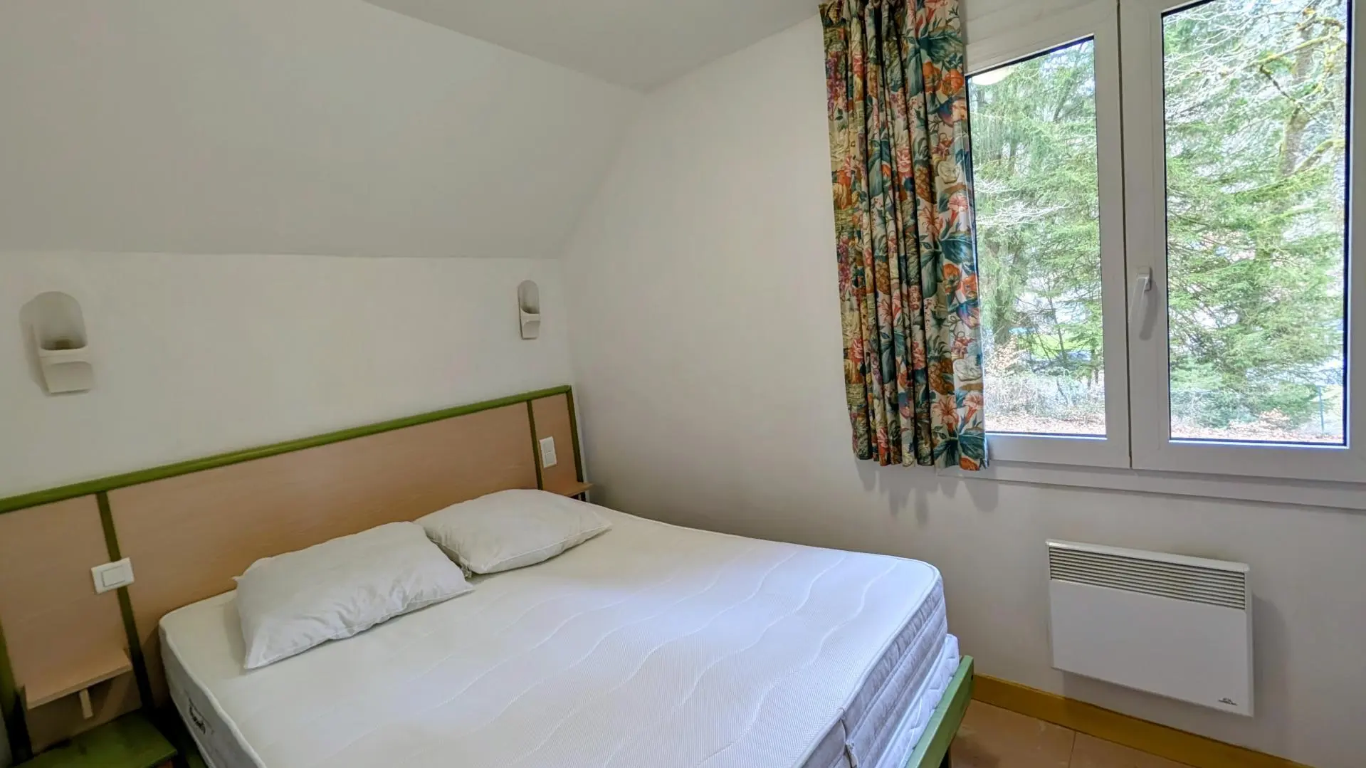 Beaumont Du Lac  en Haute-Vienne (Limousin en Nouvelle Aquitaine) - chambre rez de chaussée_6