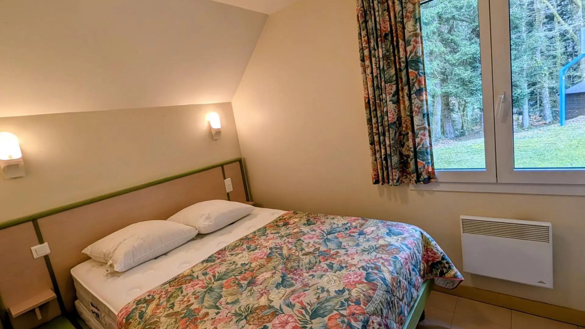 Beaumont Du Lac  en Haute-Vienne (Limousin en Nouvelle Aquitaine) - chambre rez de chaussée_7